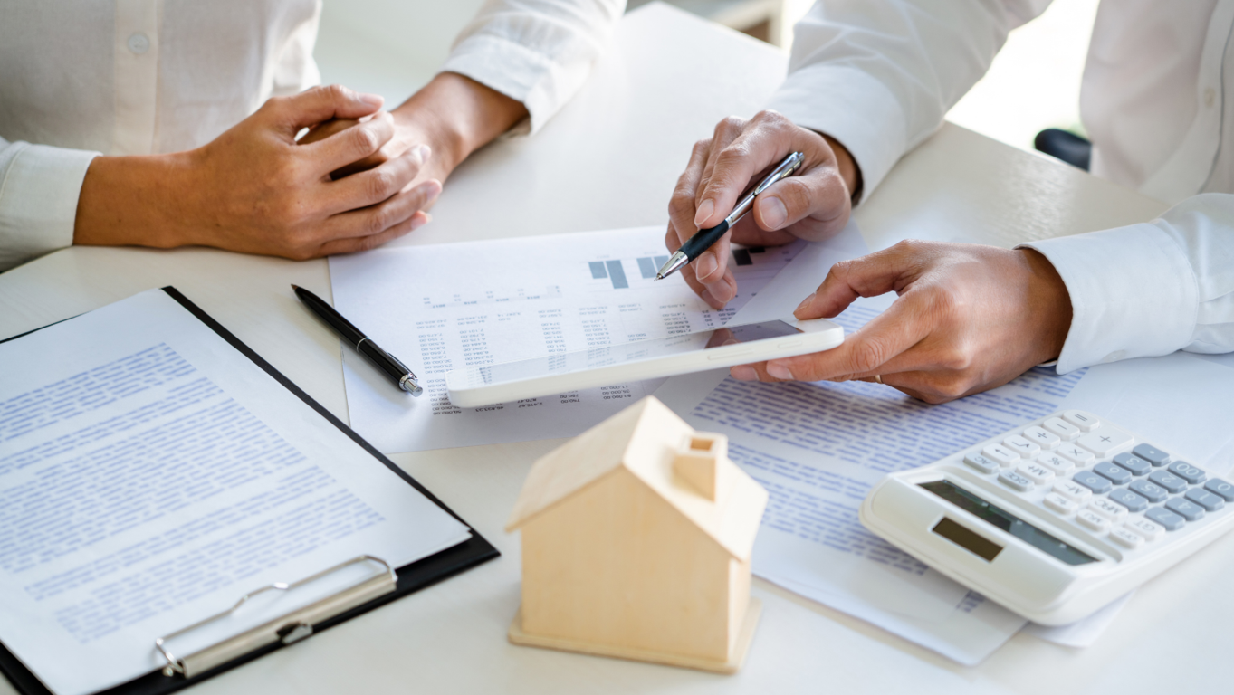 Beneficios de la Aplicaci�n de Estrategias de Pricing Din�mico y Segmentaci�n de Mercado en la Venta de Inmuebles con la Gu�a de un Agente